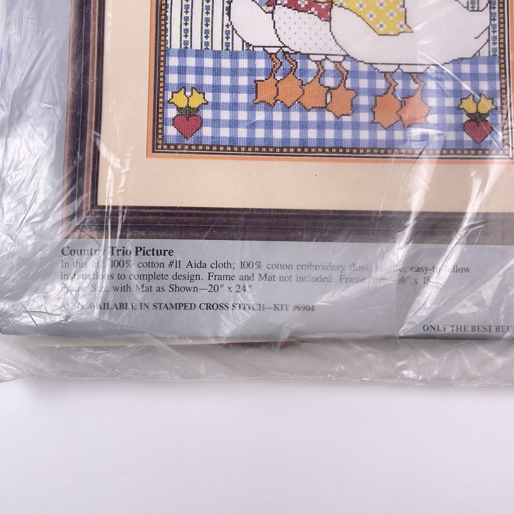 VTG 1983 Columbia Minerva Cross Stitch Kit 6904 Country Trio Picture Cottagecore - Picture 4 of 4